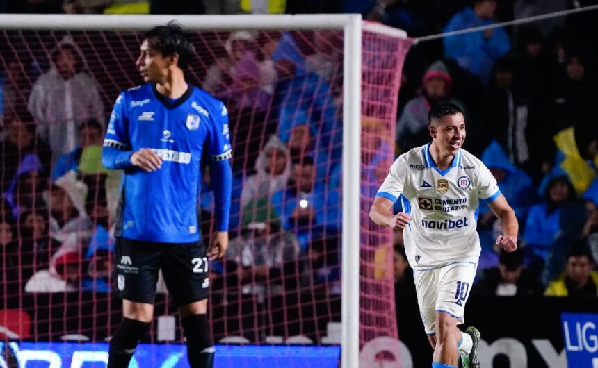 Cruz Azul vence al Querétaro y escala al segundo lugar de la tabla de posiciones