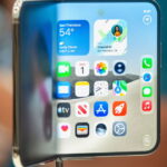 Samsung está detrás de la pantalla del iPhone Duo: el negocio que une a dos gigantes rivales