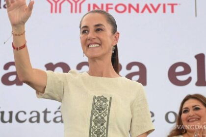 Sheinbaum promete modernizar el sistema de salud mientras trabajadores del IMSS exigen aumento de 10%