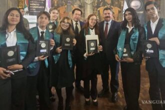 ¡Destaca talento estatal! Obtienen siete alumnos de Conalep Coahuila medalla al mérito académico